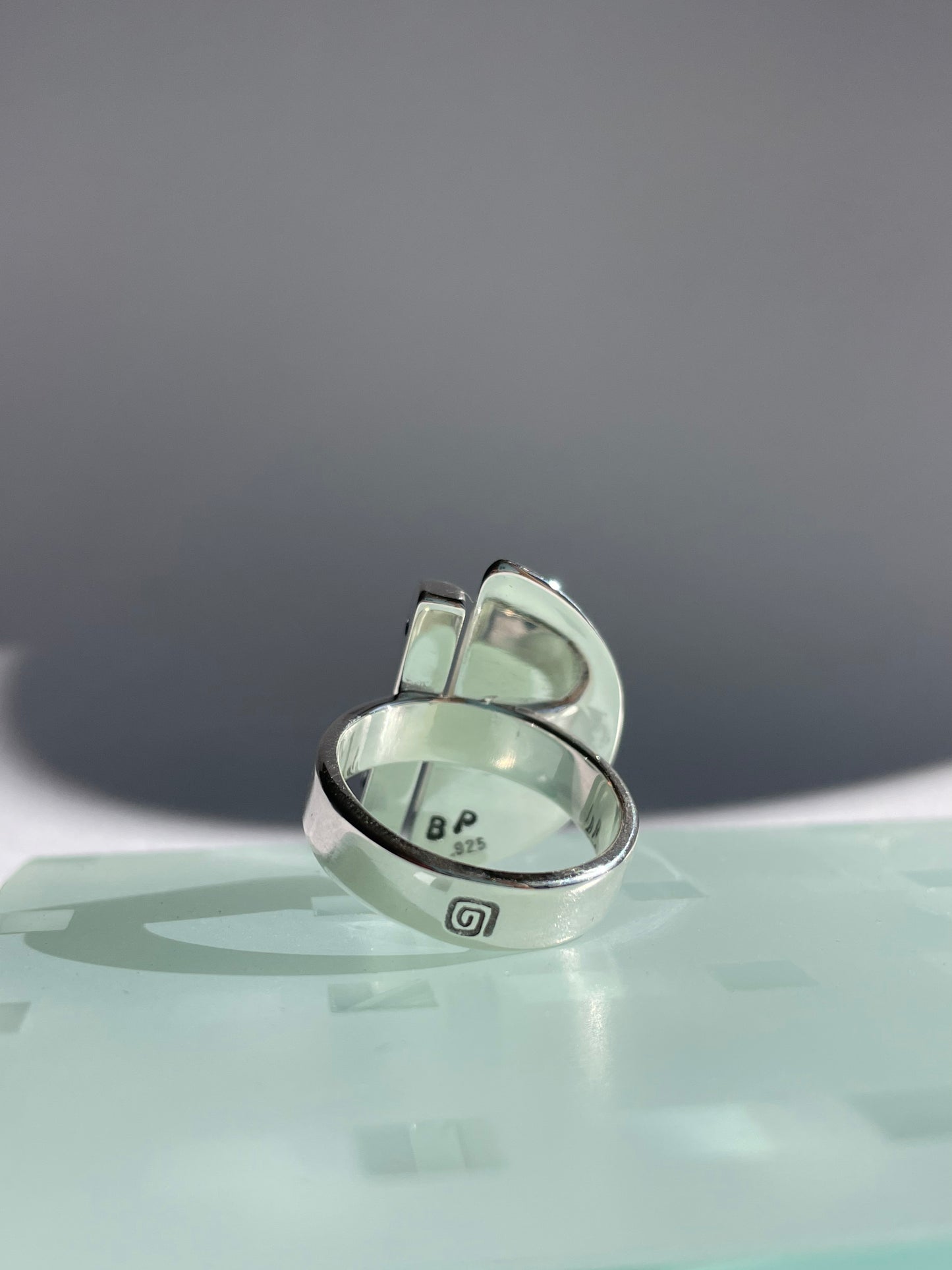 Bauhaus Ring