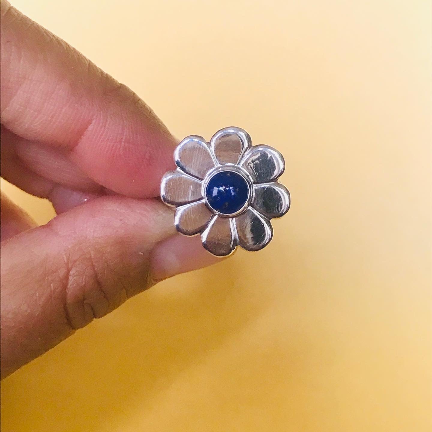 Daisy Ring- Classic 8 Petal with Lapis Lazuli
