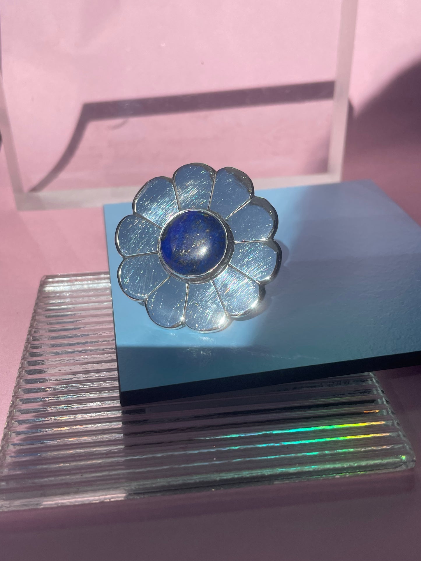 Chunky Daisy Ring with Lapis Lazuli