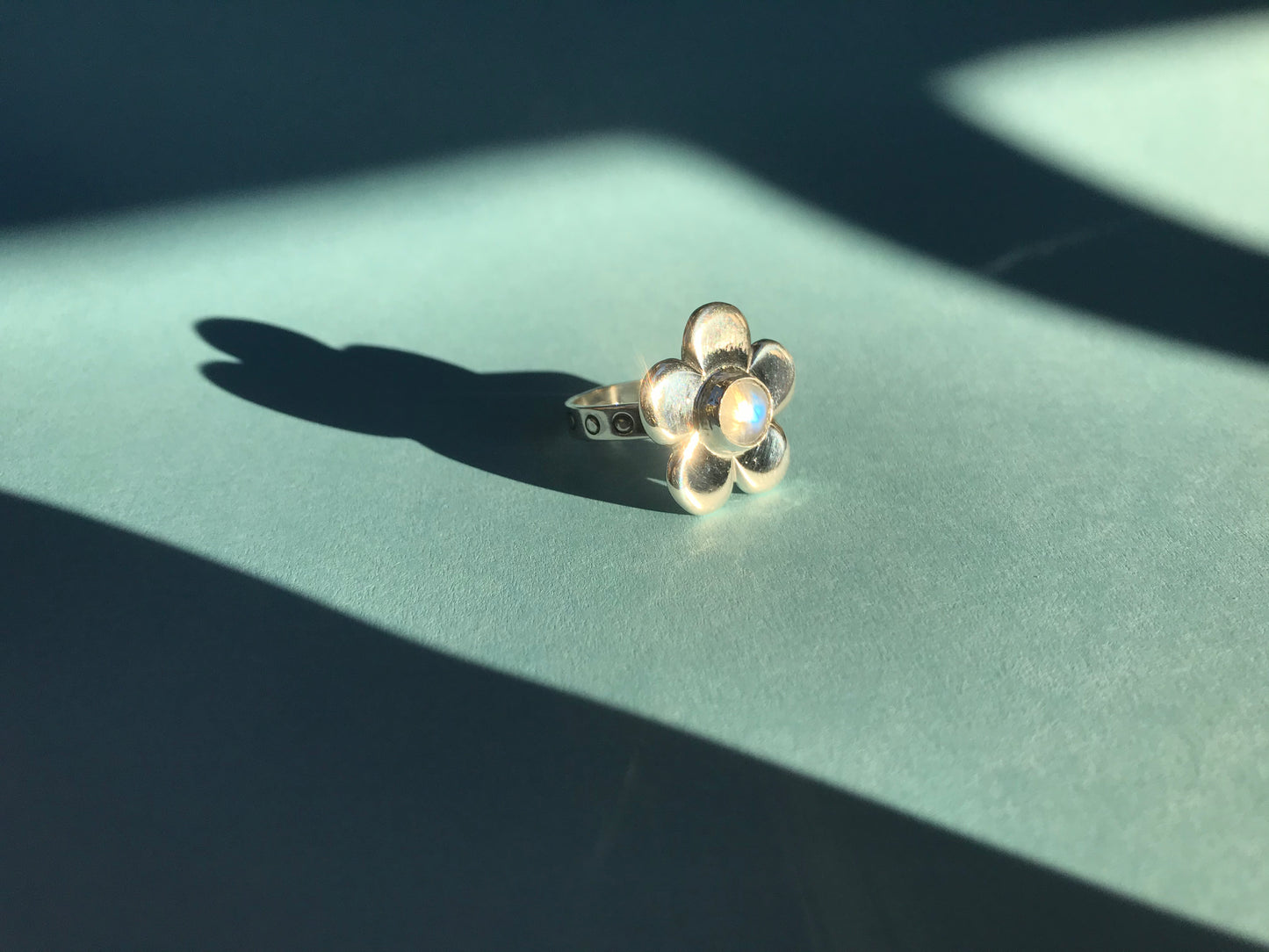 Daisy Ring- Classic 5 Petal with Rainbow Moonstone
