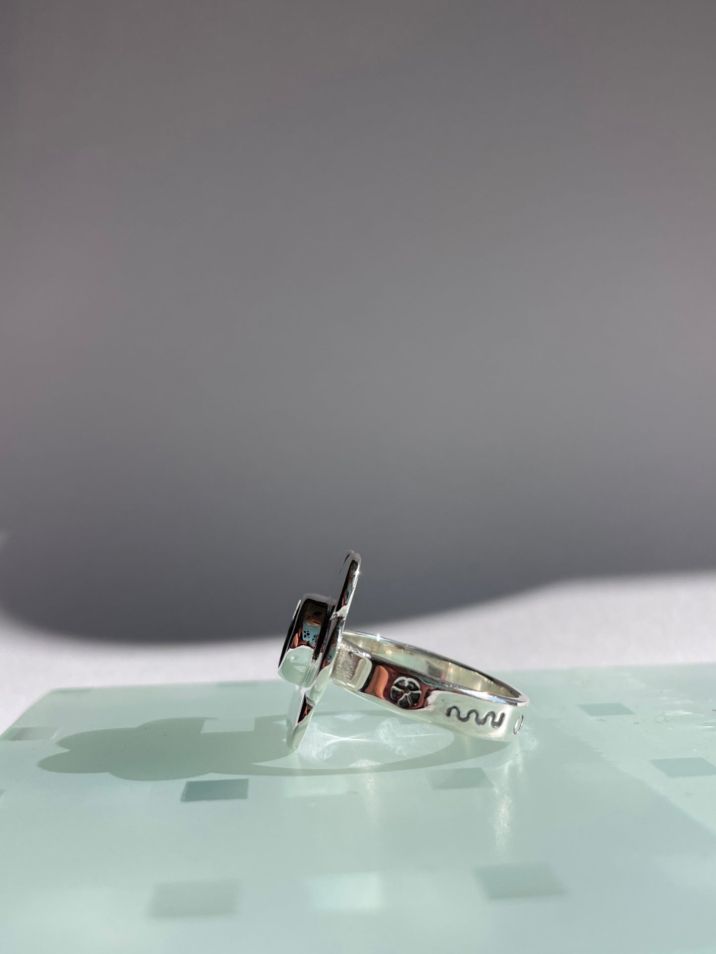 Daisy Ring- Classis 6 petal inlay Yin Yang