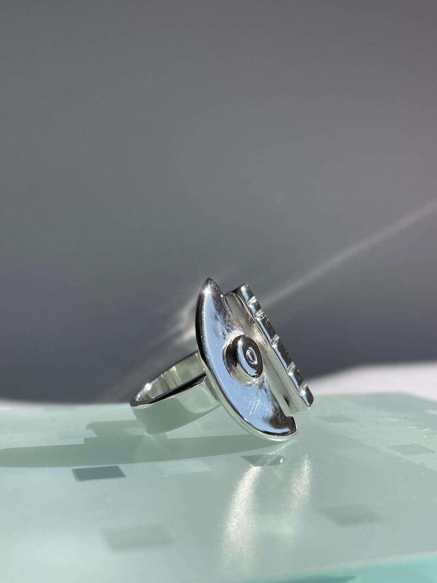 Bauhaus Ring