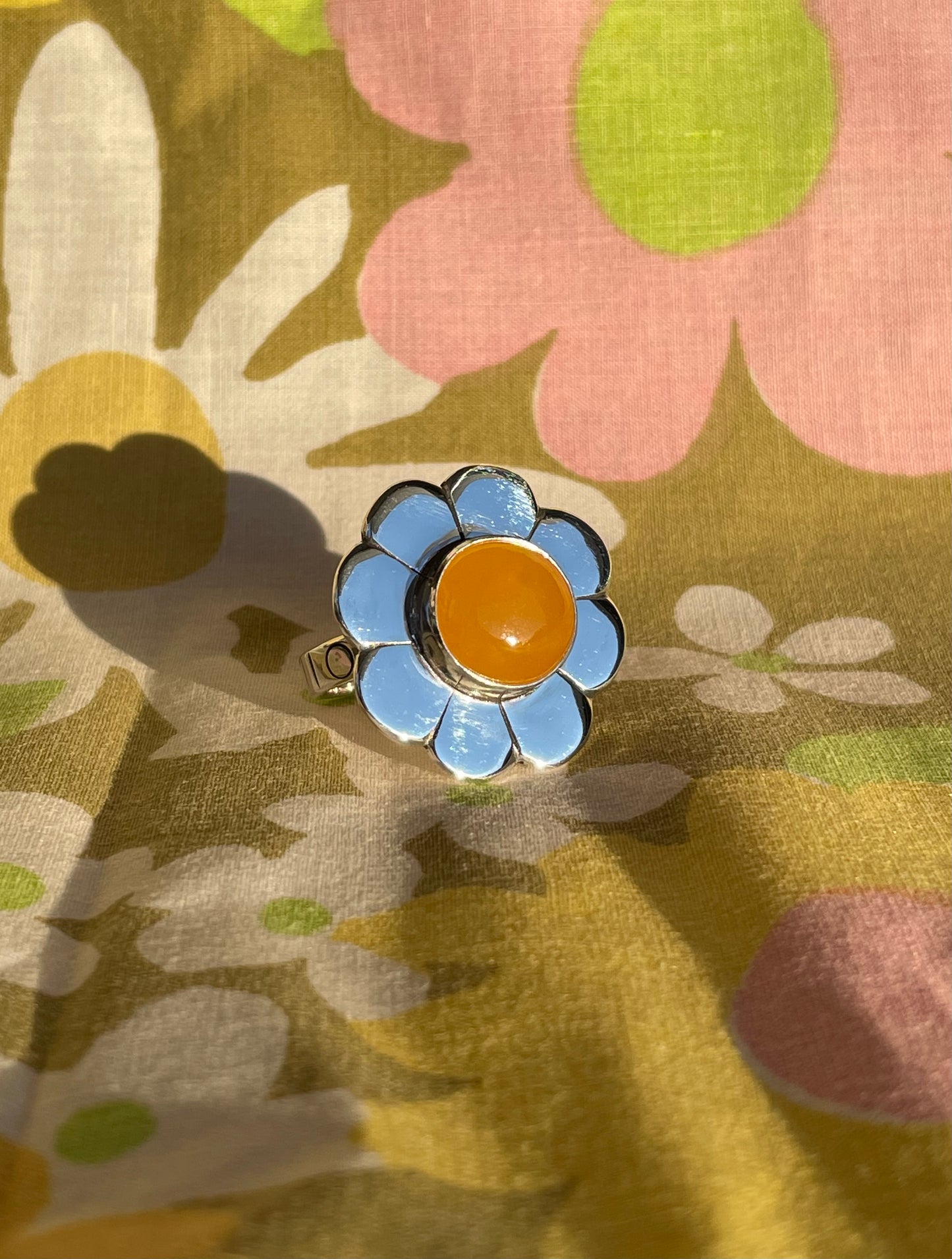 Daisy Ring- Medium 8 Petal Yellow Jade