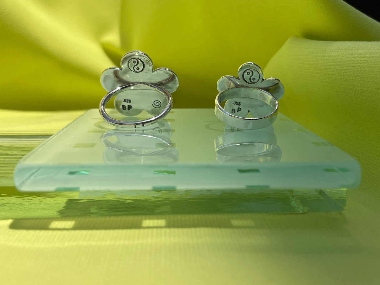 Daisy Ring- Medium Moonstone 5 Petal